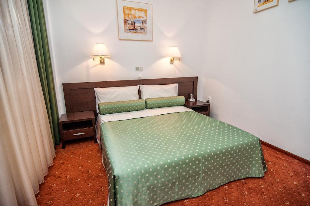 Hotel Mon Jardin Mahmudia Zimmer foto