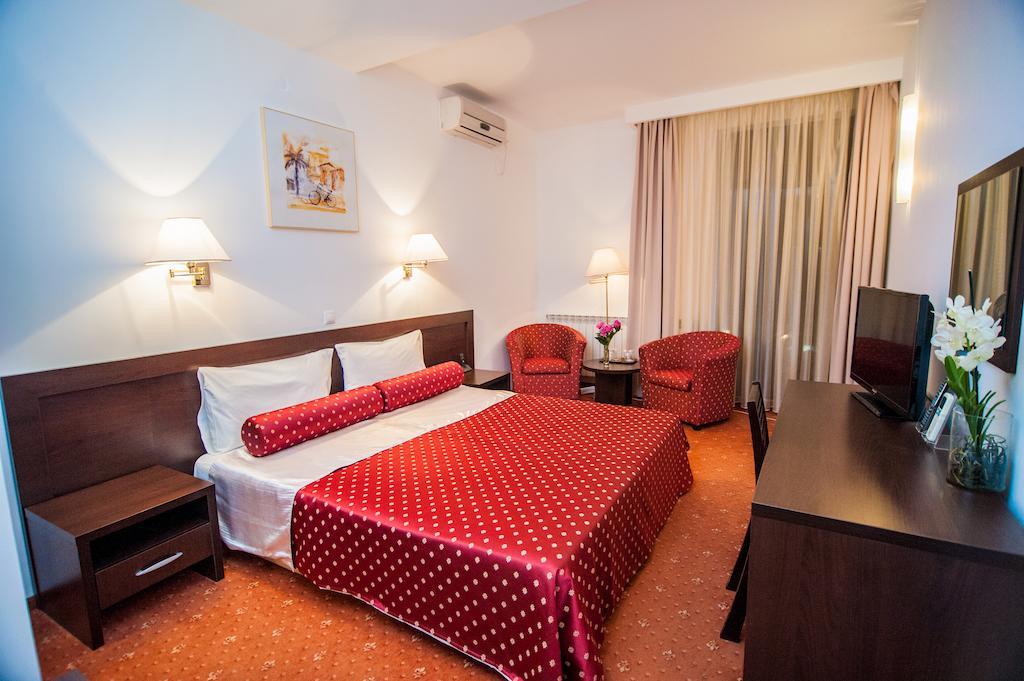Hotel Mon Jardin Mahmudia Zimmer foto